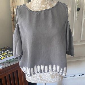 Buffalo David Bitton Gray Cold Shoulder Blouse